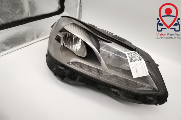Фар Дясно Оригинален Full Led Висока Производителност Повреден Мерцеде