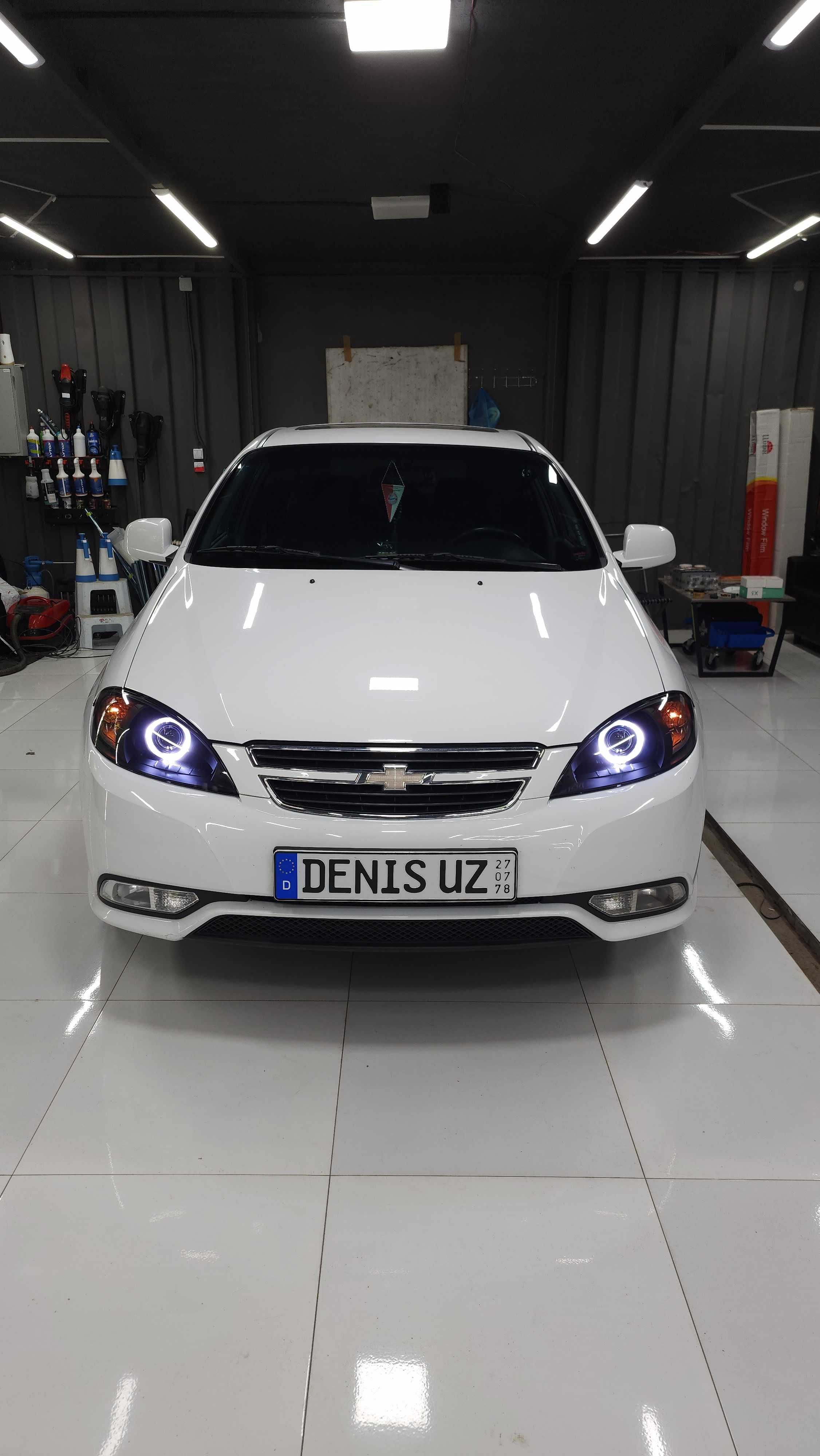 Продажа и установка Bi led модулей Би лед линз Aozoom