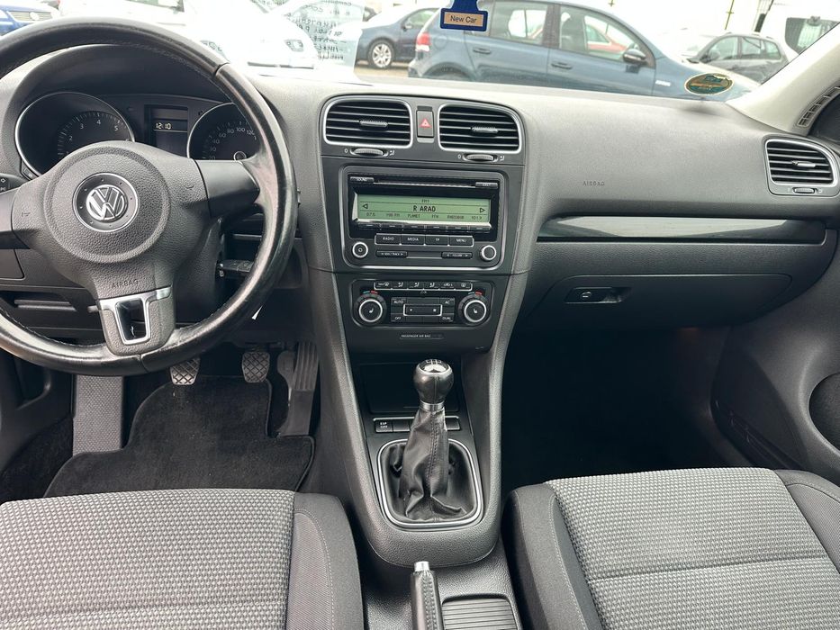 Volkswagen Golf 6 - 1.4 MPI 80CP Euro 5 - Clima * Senzori