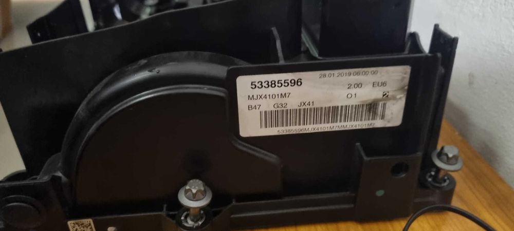 Capac motor culbutori BMW B47 2.0 diesel 190CP EUR6