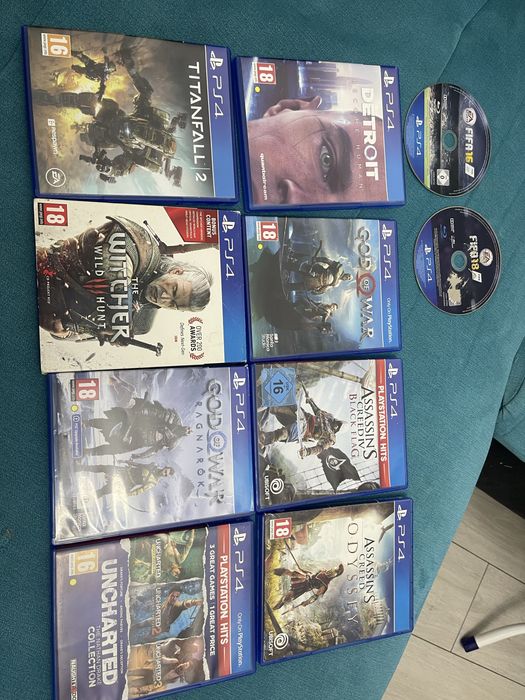 Playstation 4 slim cu jocuri