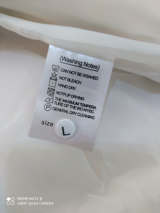 Kurtka sotiladi yengi