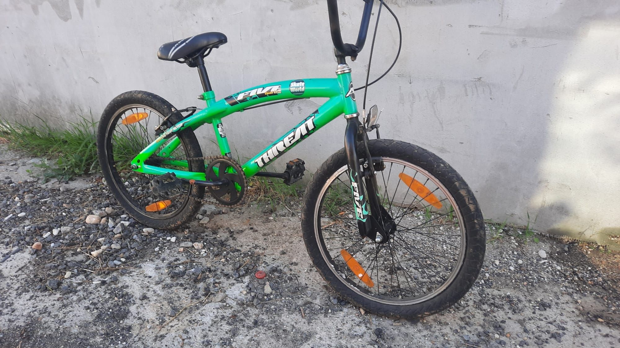 Bicicleta Bmx Avigo 20" pentru copii 7-12 ani.