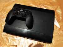 Срочно! Приставка PS3 с кучей игр + прошитая.