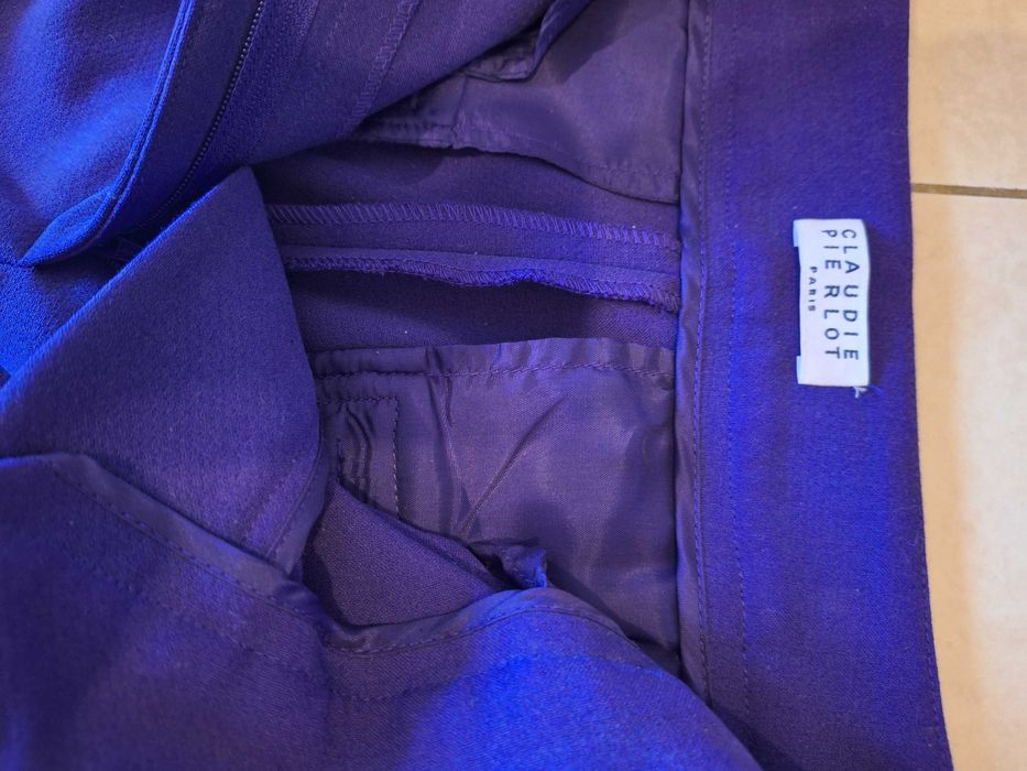 Продавам панталони