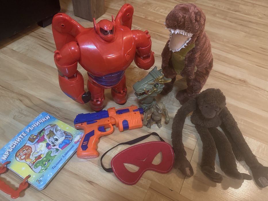 Играчки за момче