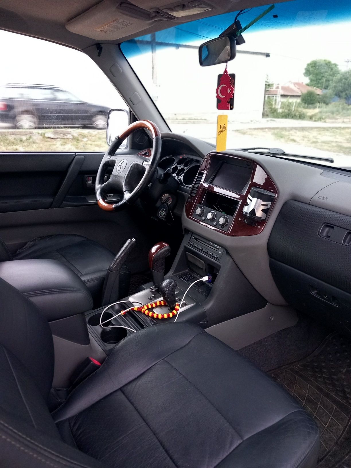 Продава се Mitsubishi Pajero 3.2 did