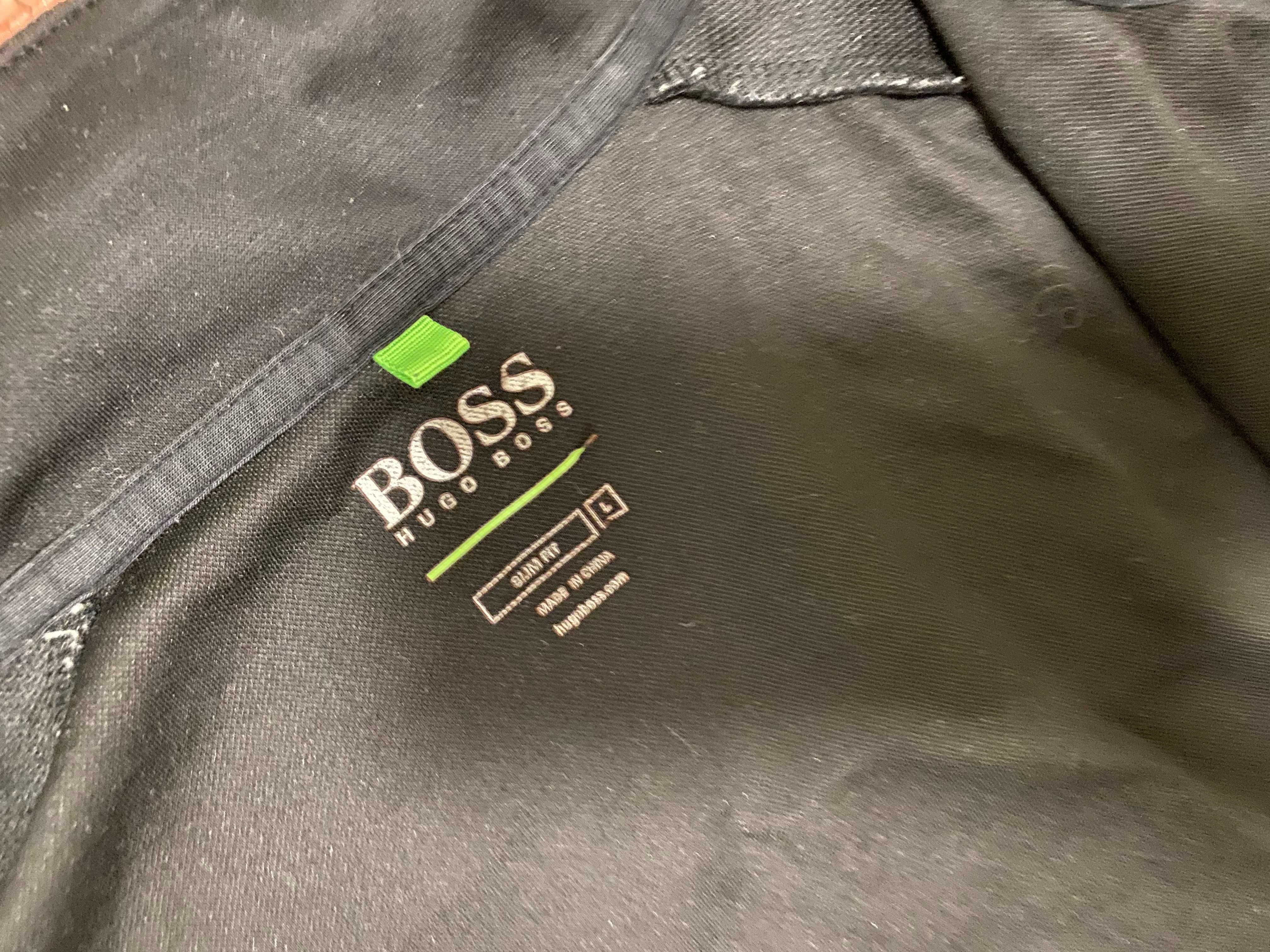 ''Hugo Boss SL-Tech''оригинално мъжко горнище М размер