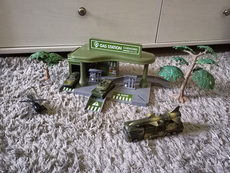 Игровой набор автозаправка Military