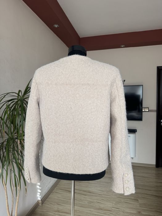 Чисто ново вълнено палто Zara- елегантно и модерно