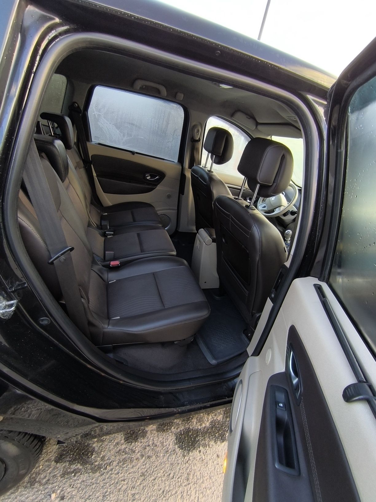 Vând Renault Scenic 3