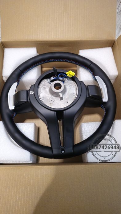 Нов Bmw M sport волан + подарък/ Е90 Е91 Е92  Е83 Е84 Х5 Е70 Е71 Е89