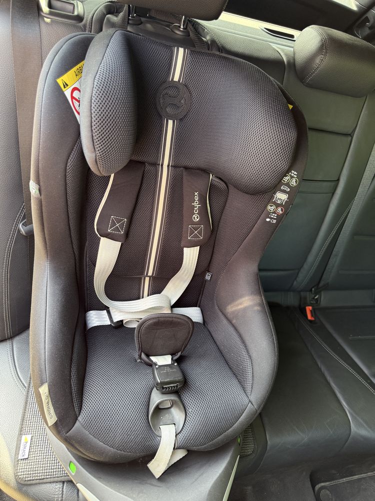 Детско столче за кола Cybex Sirona G i-size plus с база