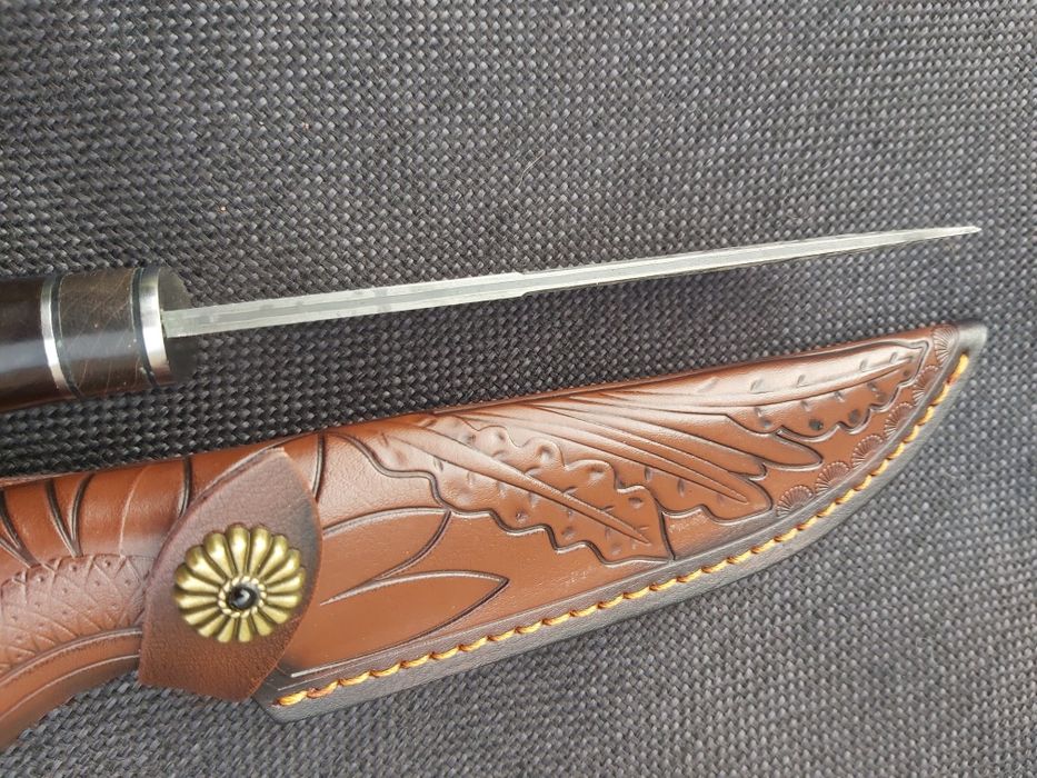 Ловен нож дамаска стомана с кожена кания LN414
