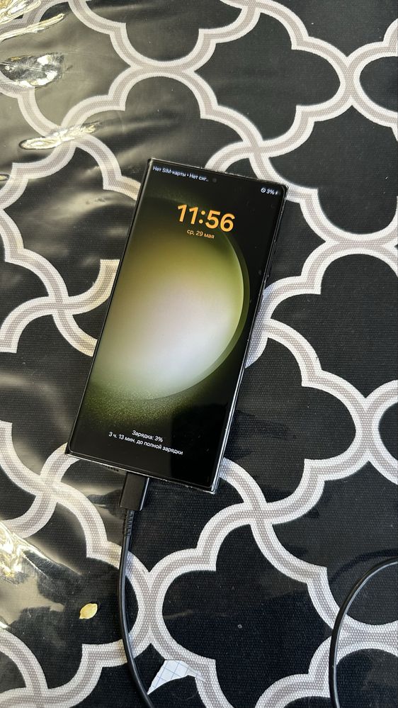 Samsung s23 в идеальном состоянии