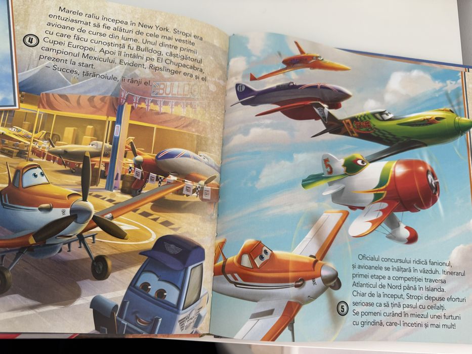 Carte Disney cu avion proiector Stropi Salvatorul