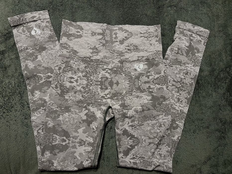 Спортни клинове - Gymshark, Alphalete, Bo&Tee, Women’s Best, Oysho