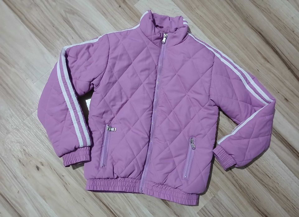 Geaca toamna/primavara fetita,mar.128,in stare excelenta