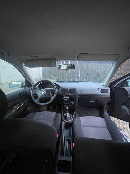 Vând golf 4, perfect pentru naveta