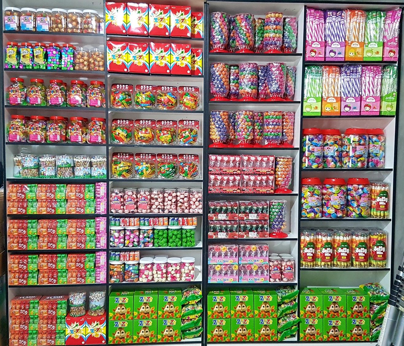 Perelavka va vetrinalar komplekt holati alo tayyor 4 oy ishlatilgan