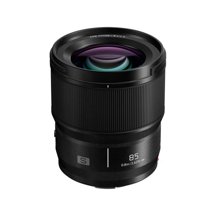 Panasonic 85mm f/1.8 L-mount