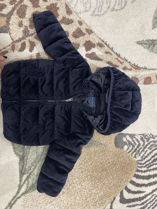 Детско яке Guess