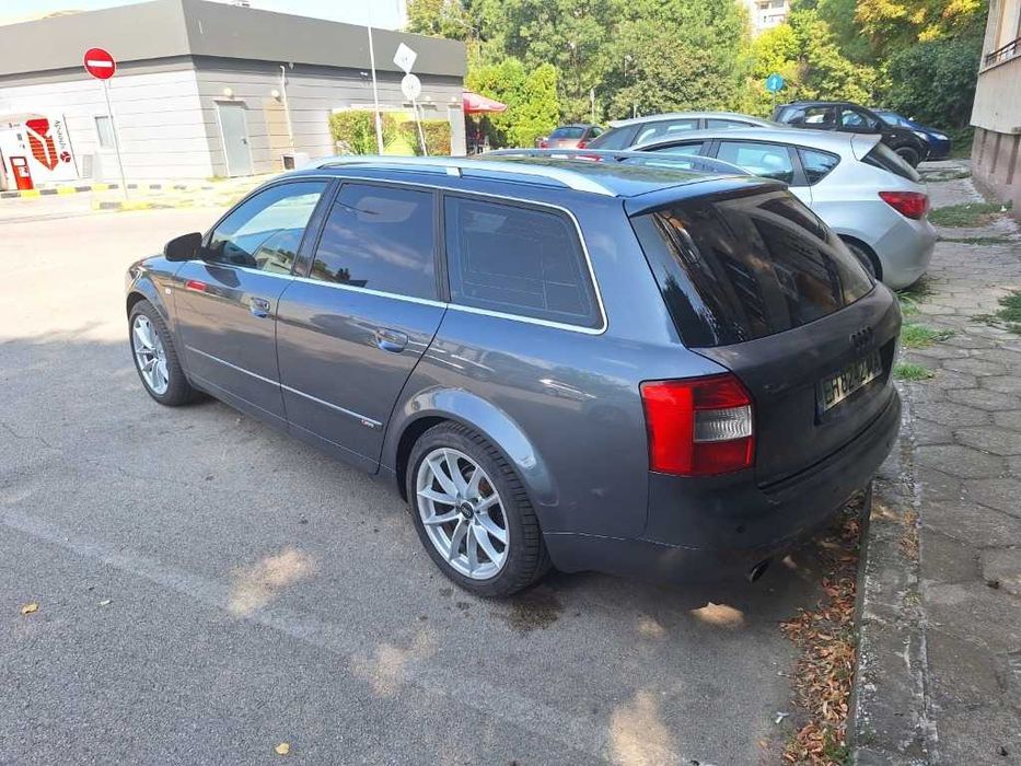 Продавам Audi a4 авант