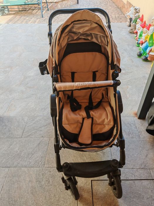 Vând Cărucior 3 în 1 Cocolle Opa, pret 450 lei.