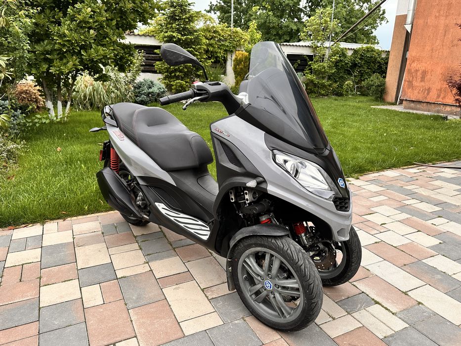 Piaggio mp3, piaggio 3 roti, 300cc, ABS/ASR, rate fixe, conduci cu B