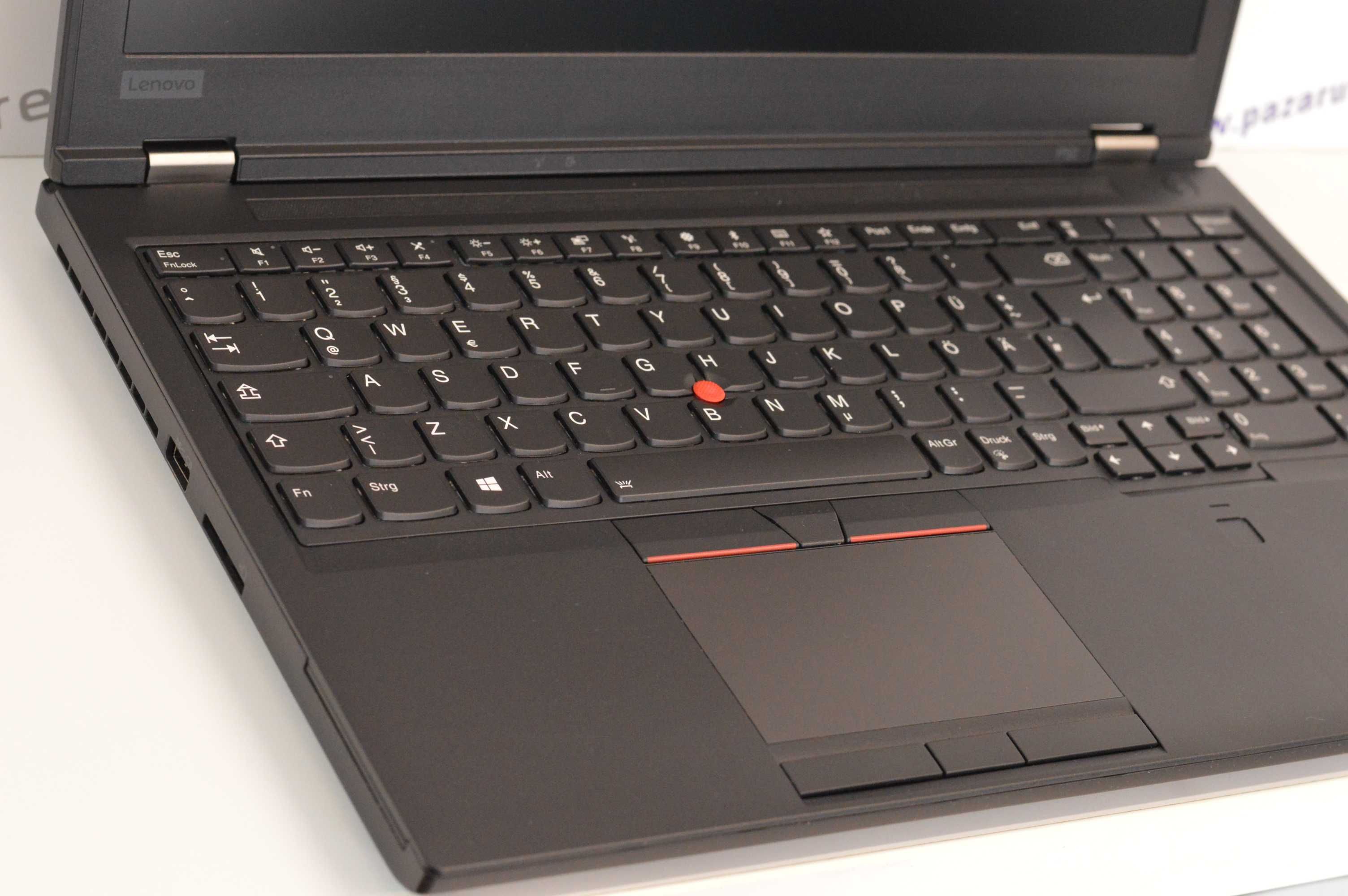 Lenovo ThinkPad P52-Intel Core i7-8850H / 32GB DDR4 / 512GB SSD /P1000