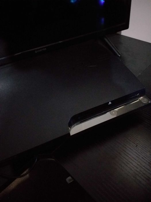 Ps 3 1tb  de vanzare,300lei