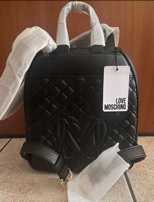 Moschino раница и бизнес чанта