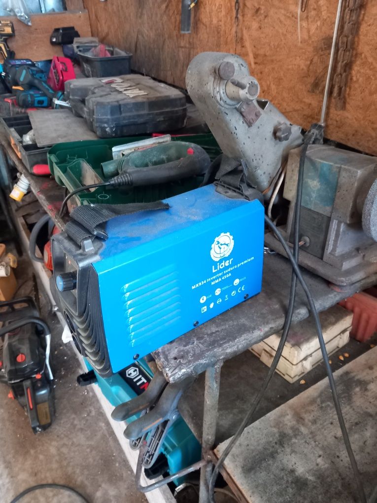 Aparat sudura cu electrod