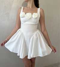 Бяла рокля