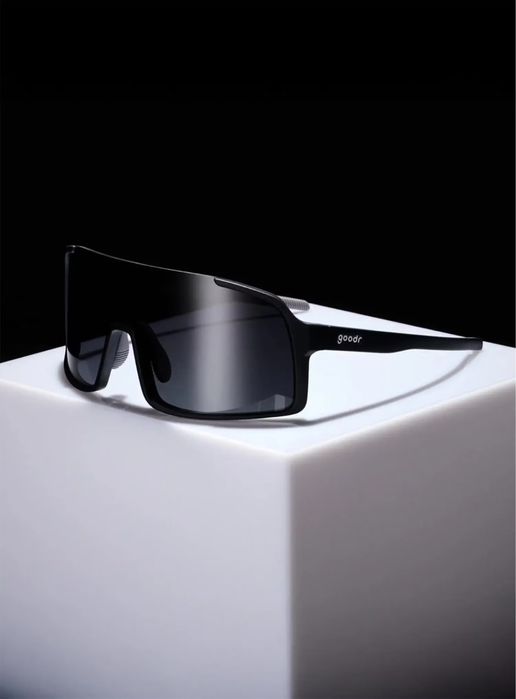 Спортни слънчеви очила Goodr Astro G