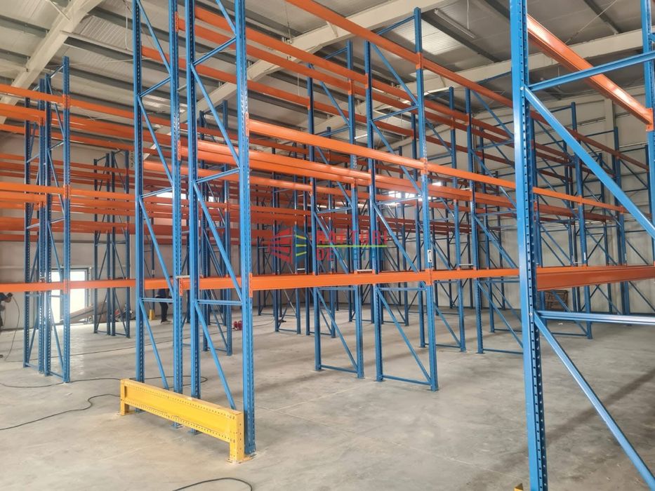 Rafturi metalice premium