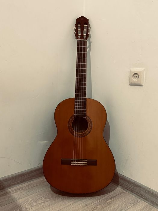 Yamaha c40 гитара