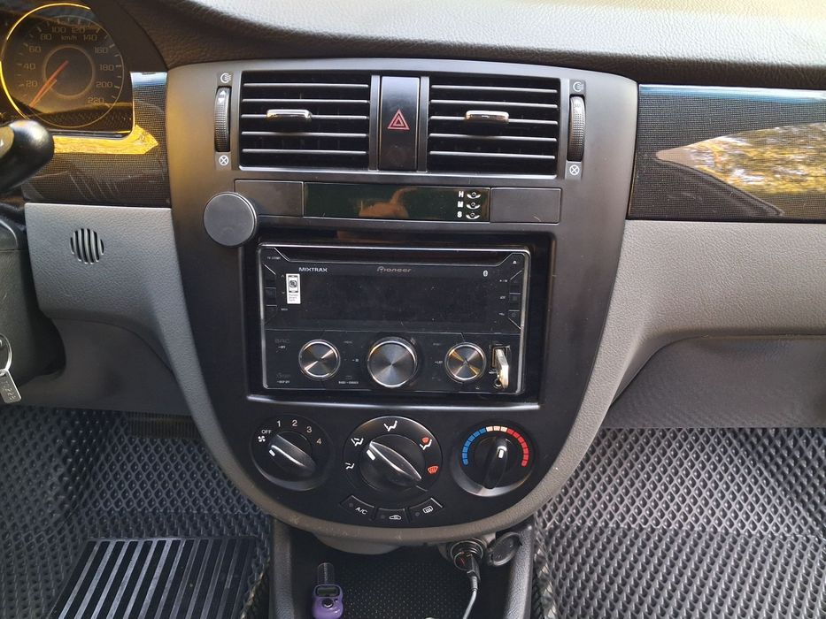 Komplekt audiosistema