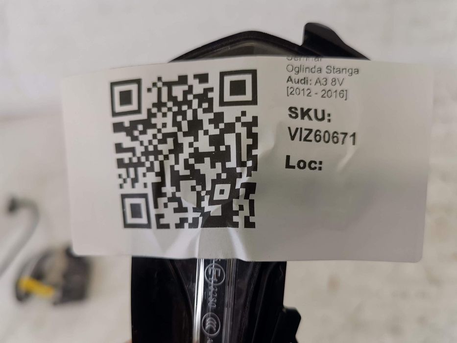 Ляв странична мигачка / Lqv straniчen migaчka Audi A3 8V [ - ] Оригина