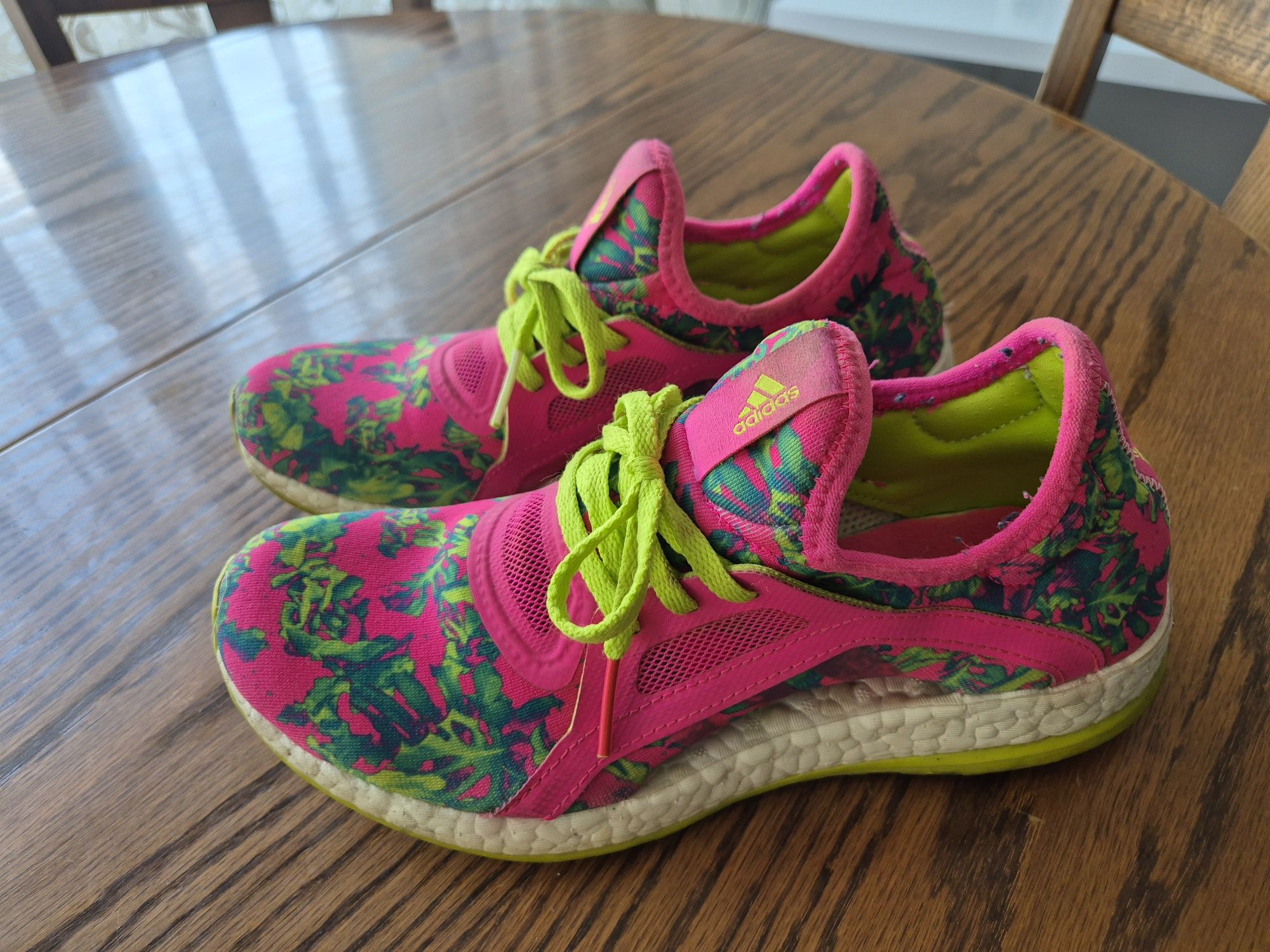 Маратонки Adidas 23.5 cm