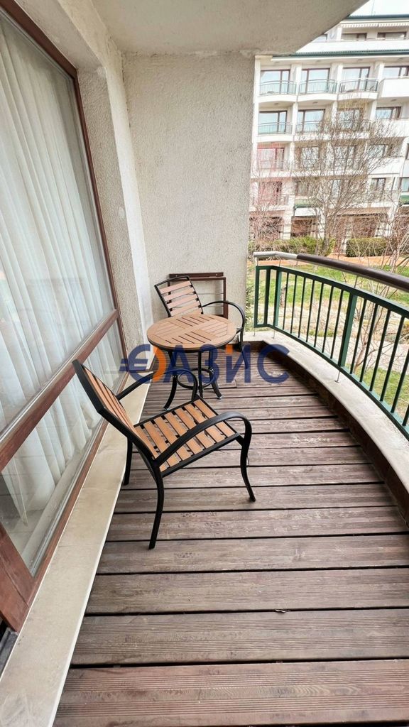 Продава се Едностаен апартамент в с. Равда, Област Бургас - 50 кв.м за 740 €/кв.м - Снимка #6