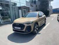 Audi Q5 S-line interior / exterior, camere 360, ecran pasager