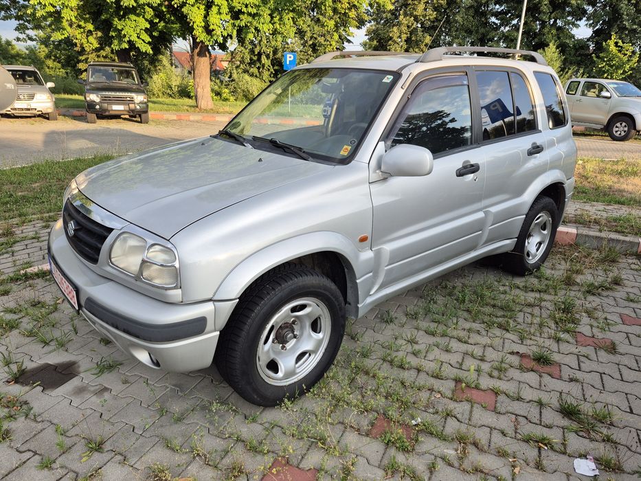 Suzuki Grand Vitara ! 2.5benzina!Recent adusa !