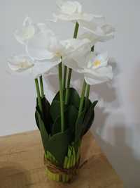 Orhidee artificială albă