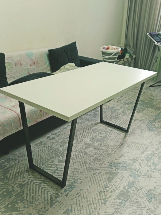 Кухонная стол Мебель