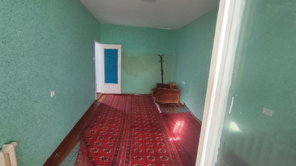 1 каватда жойлашган 2 хонали квартира тезда сотилади. Дом ветренний кв