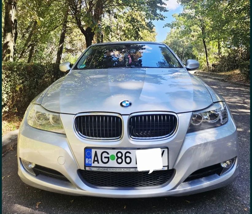 BMW Seria 3 Bmw e90 facelift.318i,benzina,Automata,2010,Navi,Bluetooth. Masina fii