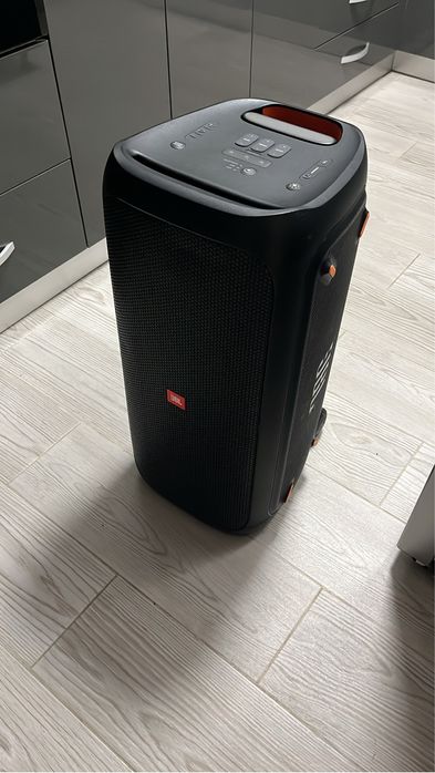 Vand boxa JBL partybox 310!