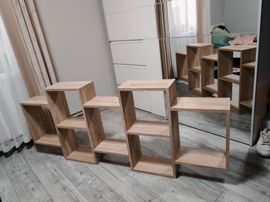 Raft suspendat carti