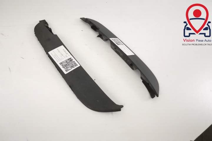 Въздушен Дефлектор за Предна Дясна Броня Оригинален, Запазен Добре Лан